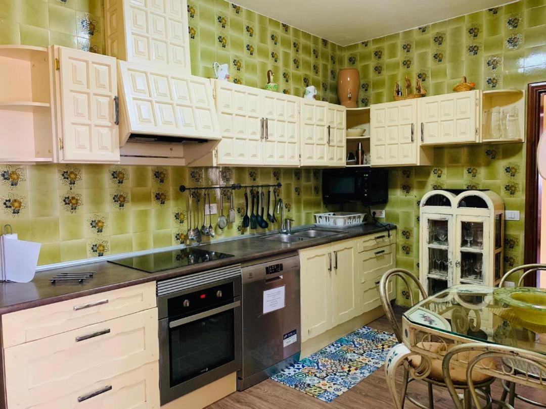 Vivienda Vacacional Tinizara Arona  Ngoại thất bức ảnh
